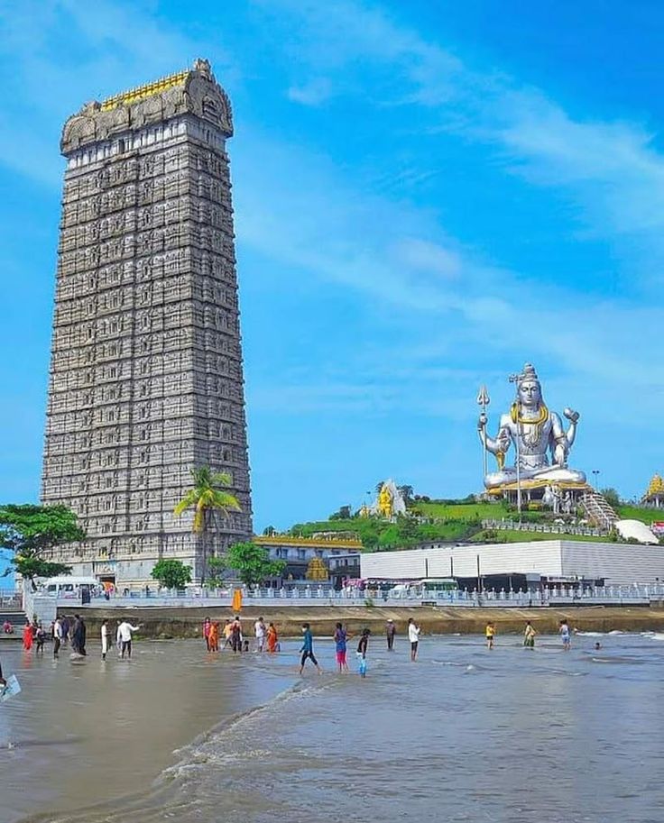 Murudeshwar Temple and Beach - Nearby Place